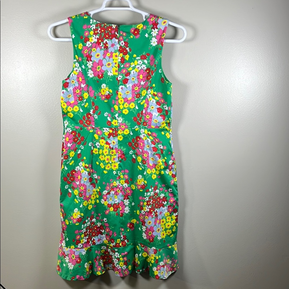 Talbots Women’s Vibrant Floral Green Sundress Scope Neck Ruffle Hem Lined Sz 8 - Picture 2 of 7
